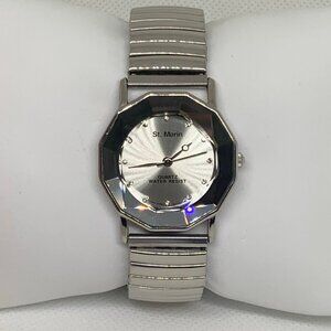 St. Marin women silver tone watch quartz analog 31mm size 6.5” running